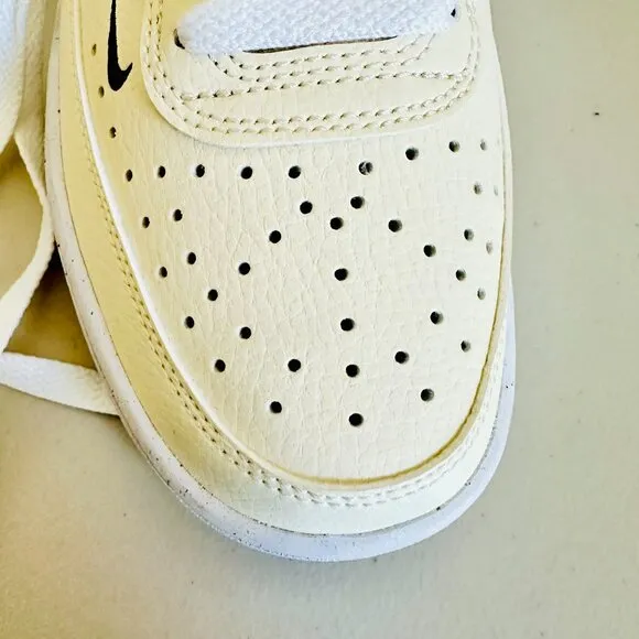 NIKE COURT VISION LOW NEXT NATURE SNEAKERS PALE IVORY