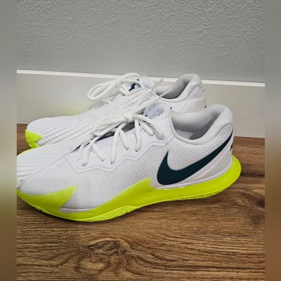 Nike Court Zoom Vapor Cage 4 Rafa White Volt DD1579-107 Mens Size 12 Shoes