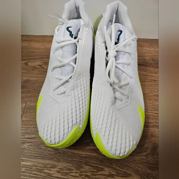 Nike Court Zoom Vapor Cage 4 Rafa White Volt DD1579-107 Mens Size 12 Shoes