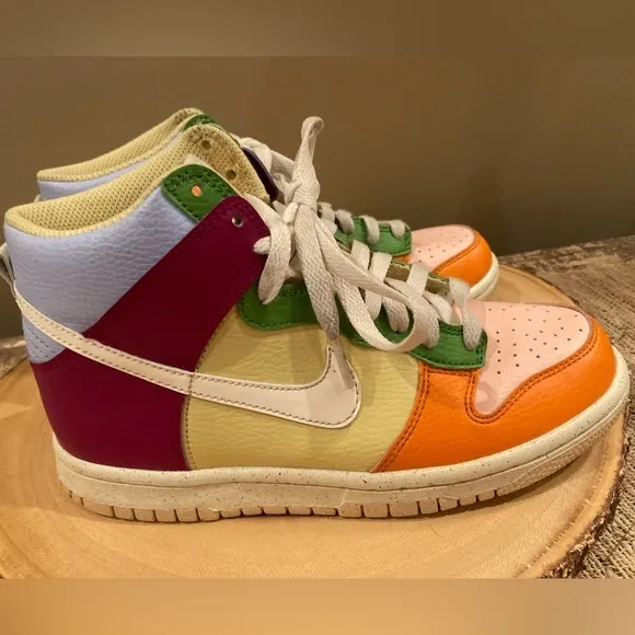 Nike Dunk High NN - Dynamic Berry &amp; Coconut Milk - DZ5638-500 Size-4.5Y