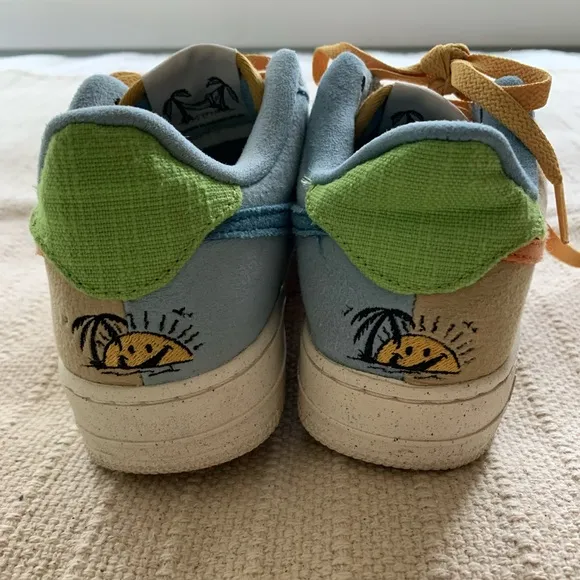 Nike Force 1 LV8 Sanded Gold/Hot Curry/Wheat Grass size 5Y girl or boy