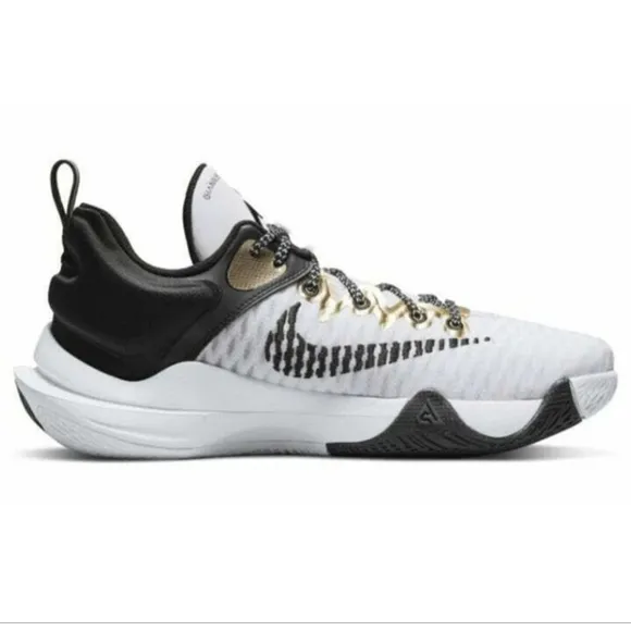 Nike Giannis Immortality White Black &amp; Metallic Gold Shoes Size 9.5 New In Box