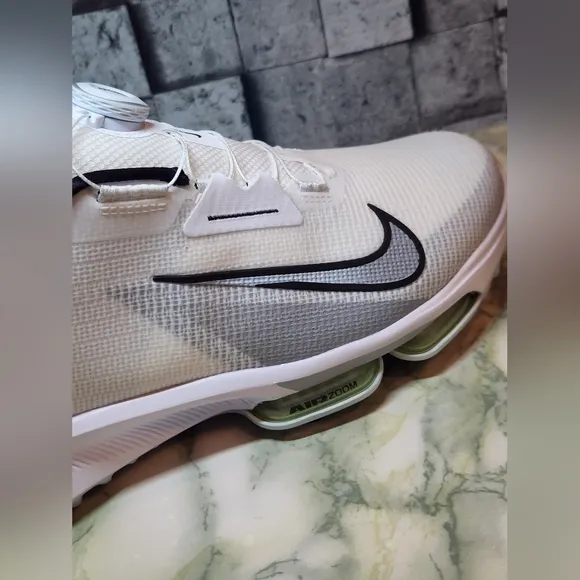 Nike Infinity Tour BOA 2 Golf W White Pure Platinum Green Size 11.5 .