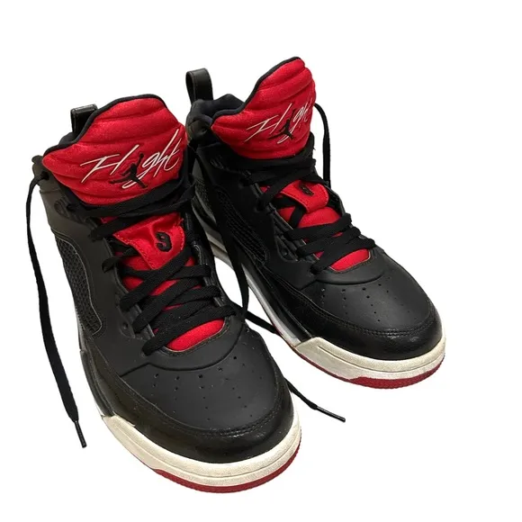 Nike Jordan Flight 9.5 Black/ Gym Red Basketball Shoes Size 10