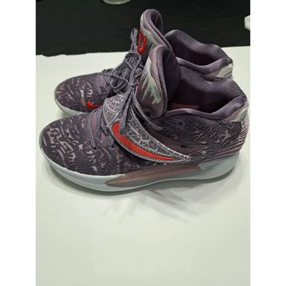 Nike‎ KD 14 Valentine's Day Size 8.5 DJ4336-900