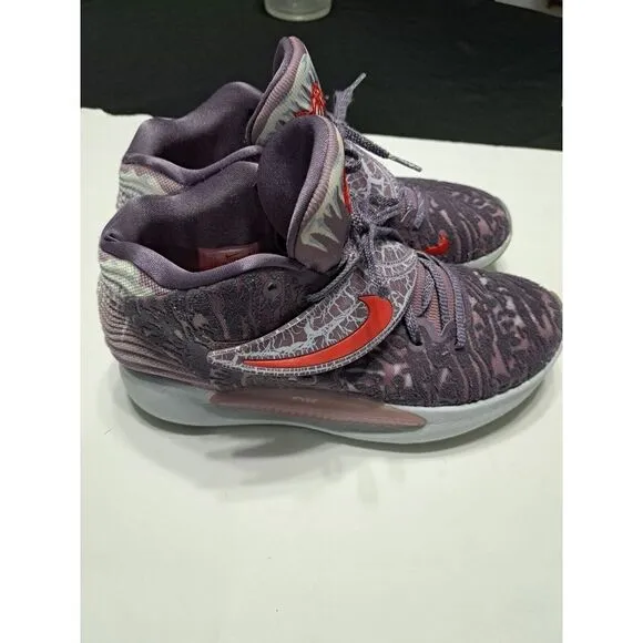 Nike‎ KD 14 Valentine's Day Size 8.5 DJ4336-900