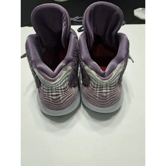 Nike‎ KD 14 Valentine's Day Size 8.5 DJ4336-900