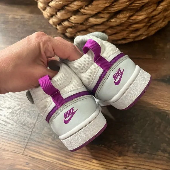 Nike Kids Court Borough Mid 2 White/Purple Basketball Shoes CD7783-009 Sz 13.5C