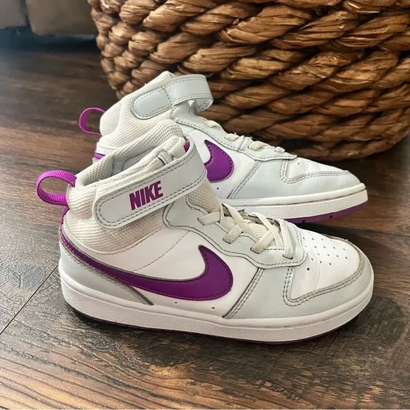 Nike Kids Court Borough Mid 2 White/Purple Basketball Shoes CD7783-009 Sz 13.5C