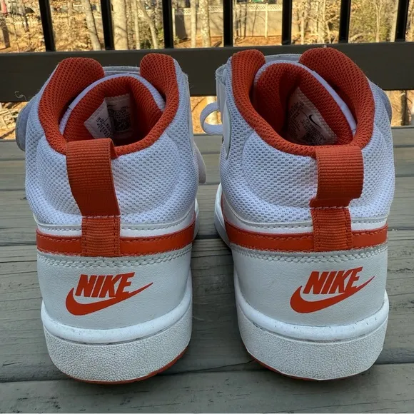 Nike Kids' Grade School Court Borough Mid 2 Shoes (GS) Size 5.5 Y