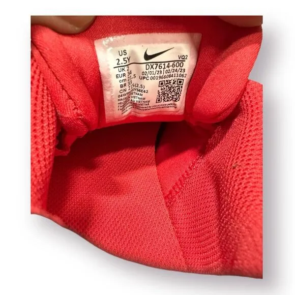 Nike Kids Star Runner 4 University Red Shoes‎ Size 2.5Y Sneakers