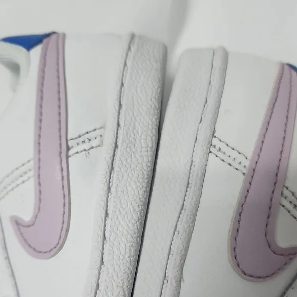 Nike Kids White and Purple Sneakers Sz 8C