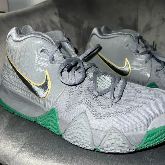 Nike Kyrie 4 Grey &amp; Gold Basketball Shoes – Men’s Size 10.5