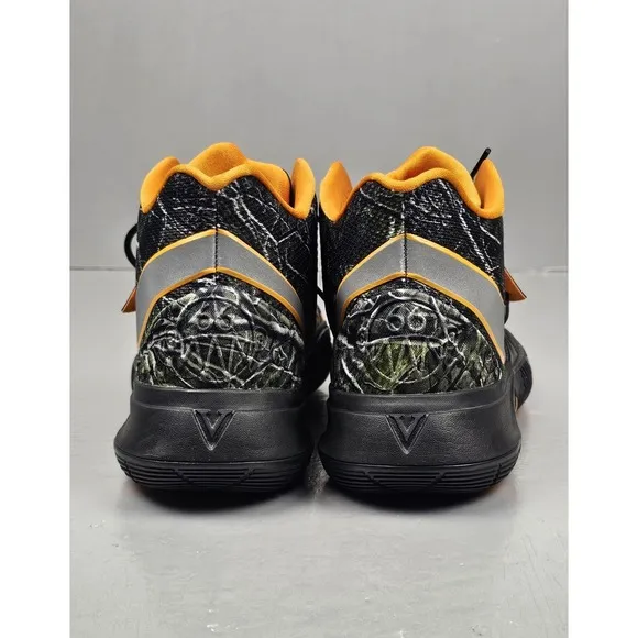 Nike Kyrie 5 Taco PE Basketball Shoes Mens 11.5. Camo Orange Sneaker
