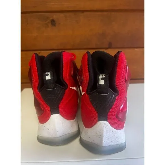Nike LeBron  13 XIII Red On Court 807219-610 Basketball Shoes Sz 8.5