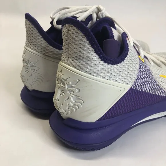 Nike LeBron Witness IV Basketball Shoes Purple Gold Mens Size 9.5