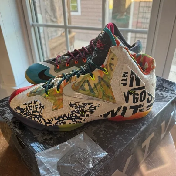 Nike Lebron XI (11) Premium What the Lebron 650884-400 Men's Size 13 USED* 2014