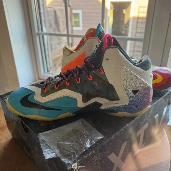 Nike Lebron XI (11) Premium What the Lebron 650884-400 Men's Size 13 USED* 2014