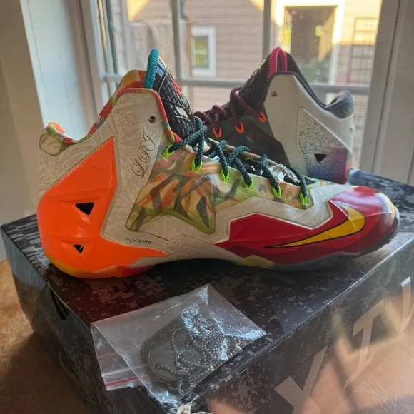 Nike Lebron XI (11) Premium What the Lebron 650884-400 Men's Size 13 USED* 2014