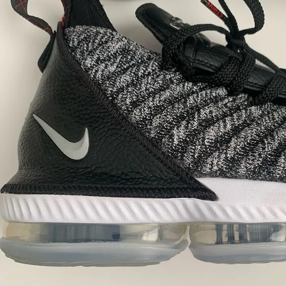 Nike Lebron XVI 16 Oreo Black/White Men’s Shoes