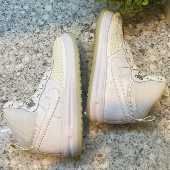 Nike Lunar Force 1 Duckboot white high top sneakers size 6.5 Youth EUR 39