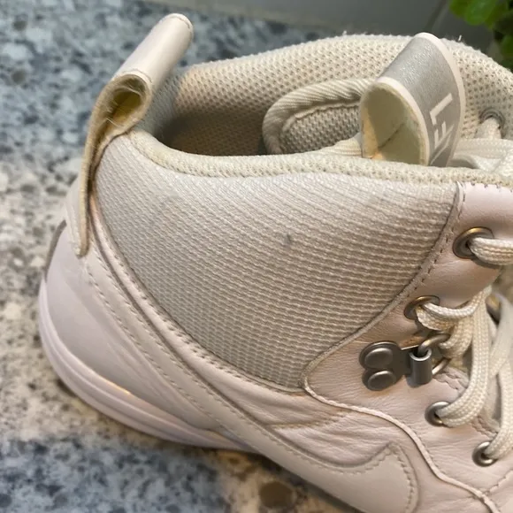 Nike Lunar Force 1 Duckboot white high top sneakers size 6.5 Youth EUR 39