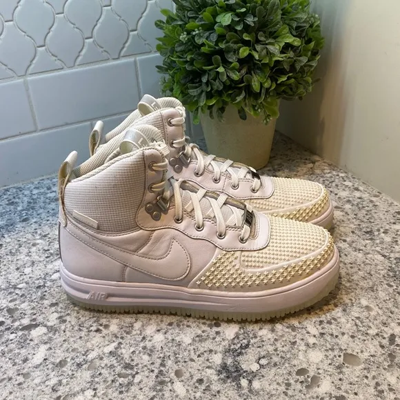 Nike Lunar Force 1 Duckboot white high top sneakers size 6.5 Youth EUR 39