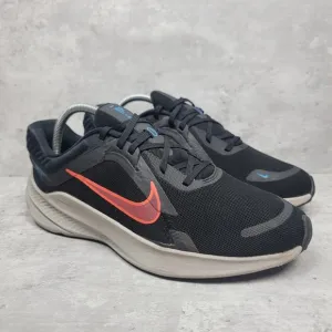 Nike Mens Running Shoes Size 8.5 Quest 5 Black Crimson Road Sneakers Trainers