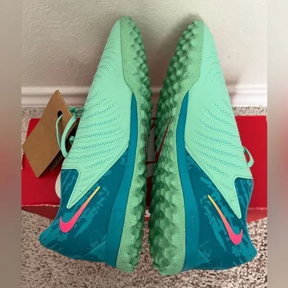 Nike Phantom GX 2 Academy LV8 TF Men's Turf Soccer Shoes