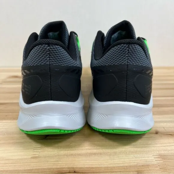 Nike Quest 3 Sheild road running water resistant men 14 Black Poison Green shoes