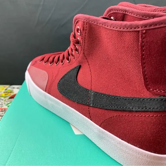 Nike SB Blazer Court Mid Red Mens Various Sizes