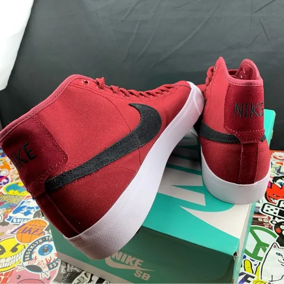 Nike SB Blazer Court Mid Red Mens Various Sizes