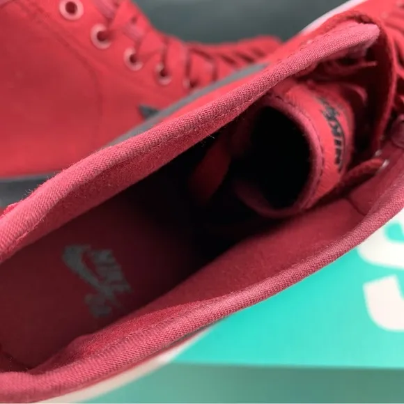 Nike SB Blazer Court Mid Red Mens Various Sizes