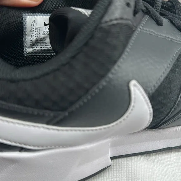 Nike Shoes Mens 11.5 Court Lite 4 Black White Sneakers Tennis Pickball Athletic