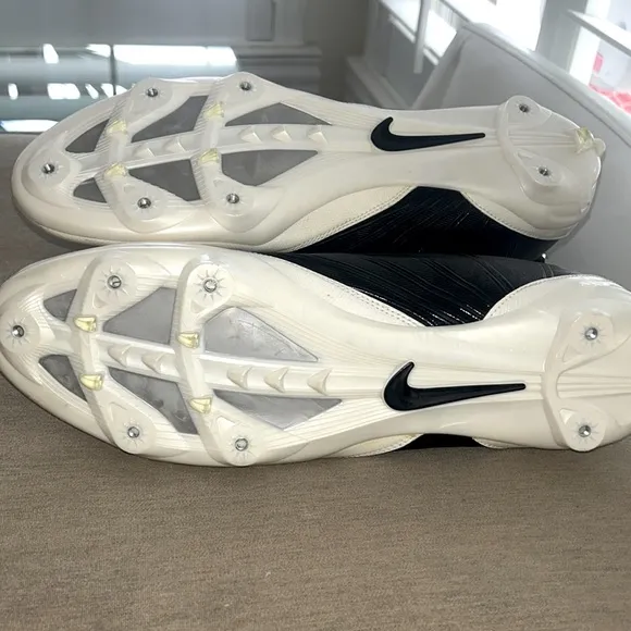 Nike Speed Cleats sz 15 NEW Sneakers Athletic Shoes Golf Baseball Field Mens