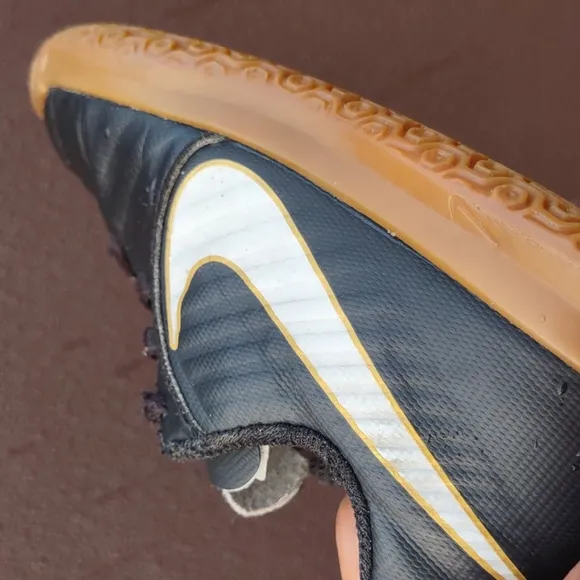 Nike Tiempo X Rio IV IC pBlack Gold Pro Soccer Turf Shoes Boys Youth Gs
