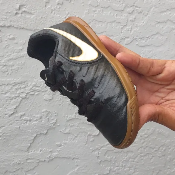 Nike Tiempo X Rio IV IC pBlack Gold Pro Soccer Turf Shoes Boys Youth Gs