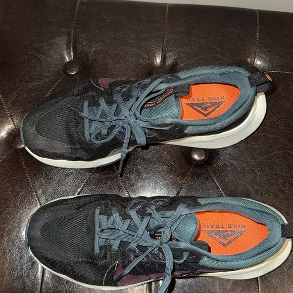 Nike Trail Juniper trail running shoes size 8.5