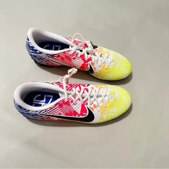 Nike Vapor 13 Academy Jr Men’s Artificial Turf Soccer Shoe A17995-104  7.5