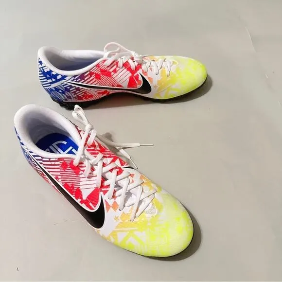 Nike Vapor 13 Academy Jr Men’s Artificial Turf Soccer Shoe A17995-104  7.5