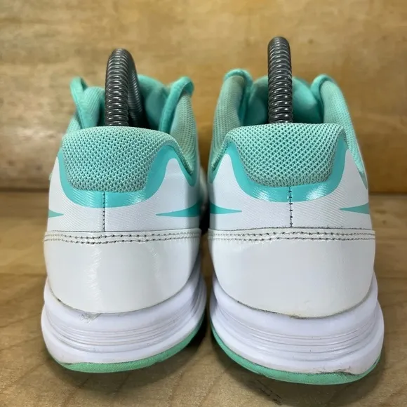 Nike Vapor Court Womens Sz 7.5 Tennis Shoes Sneakers White Turquoises 631713-103