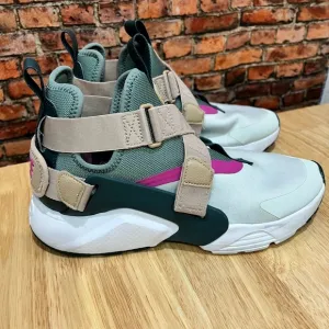 Nike Womens Air Huarache City 'Barely Grey' Size 8