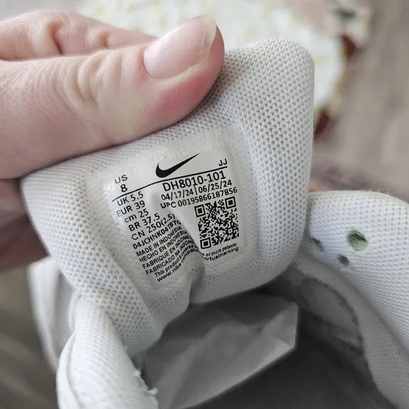 Nike Women's Air Max 90 Sneakers