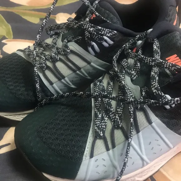 Nike Women’s Zoom Wildhorse Trail Running Shows