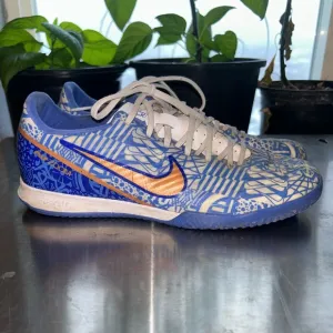 NIKE ZOOM CR7 SUPERFLY 9 ACADEMY TURF (WHITE/METALLIC COPPER-CONCORD) size 6.5
