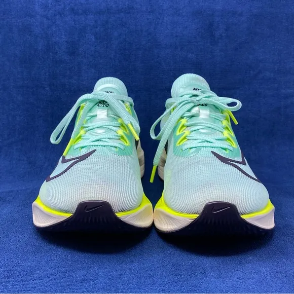 Nike Zoom Fly 5 Road Mens Size 9.5 Running Shoes Athletic Sneakers DM8968-300