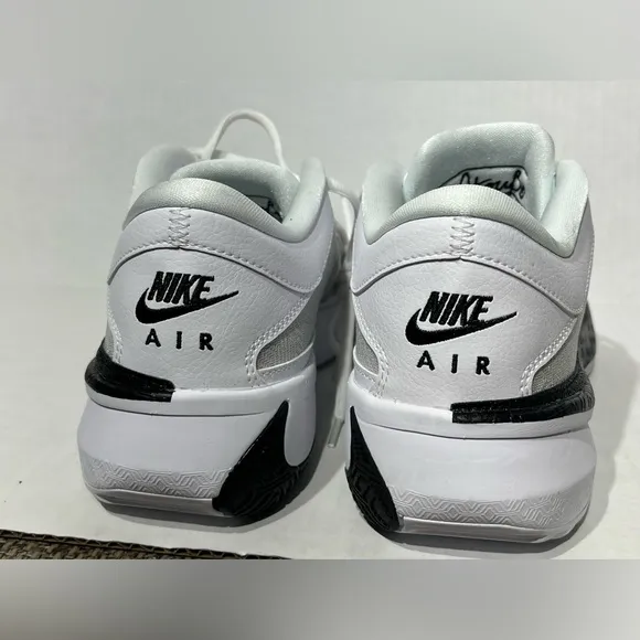Nike ZOOM FREAK 5 TB Men's Giannis Team Basketball Shoes White Black DZ2946-100