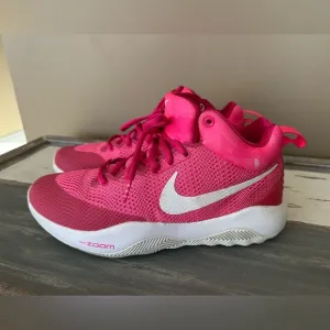 Nike Zoom Rev ‘Kay Yow” Breast Cancer Shoes - Size 10.5 Womens