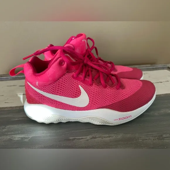 Nike Zoom Rev ‘Kay Yow” Breast Cancer Shoes - Size 10.5 Womens