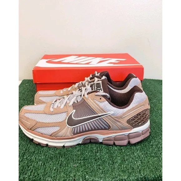 Nike Zoom Vomero 5 'Dusted Clay' Brown Sail HF1553-200 Men's Size 12